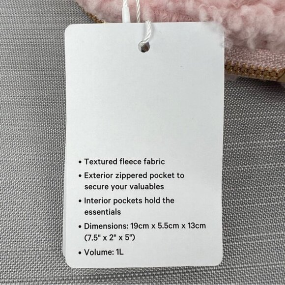 RARE! NEW Lululemon Everywhere FLEECE Belt Bag 1L GOLD Hardware - Pink Mist/Gold - Picture 6 of 11